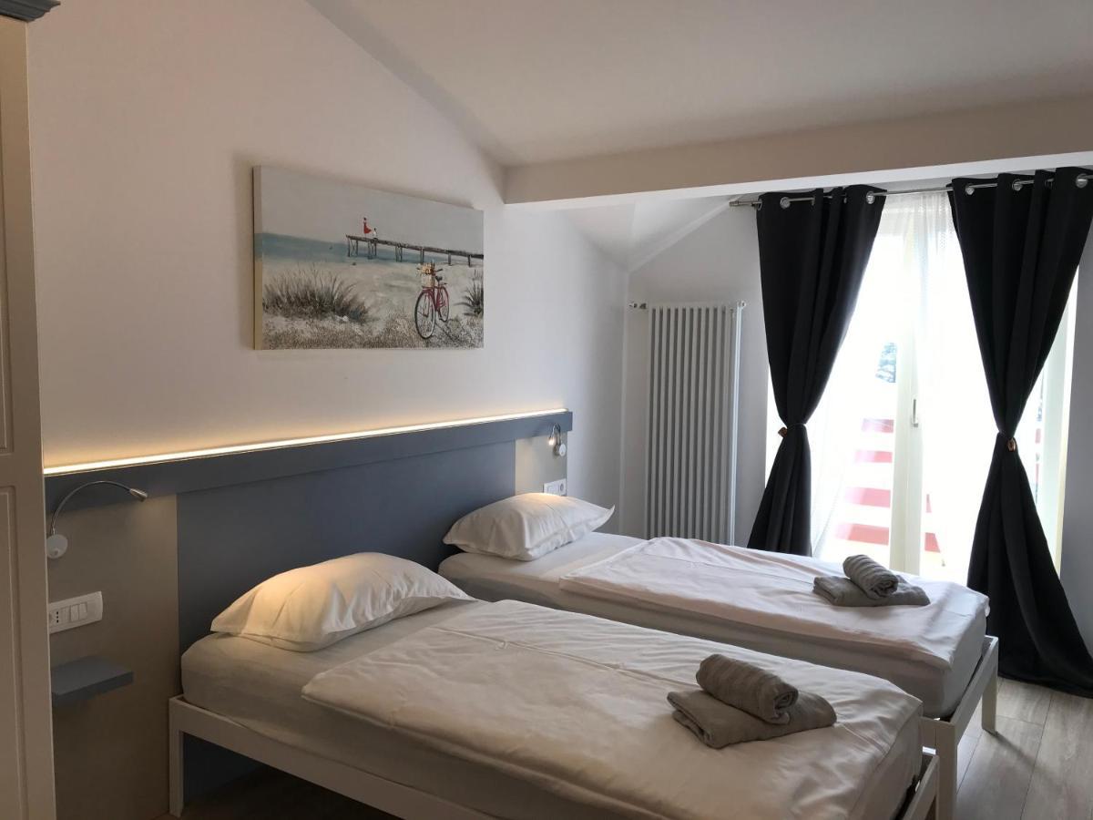 B&B Sea Joy 로비니 외부 사진