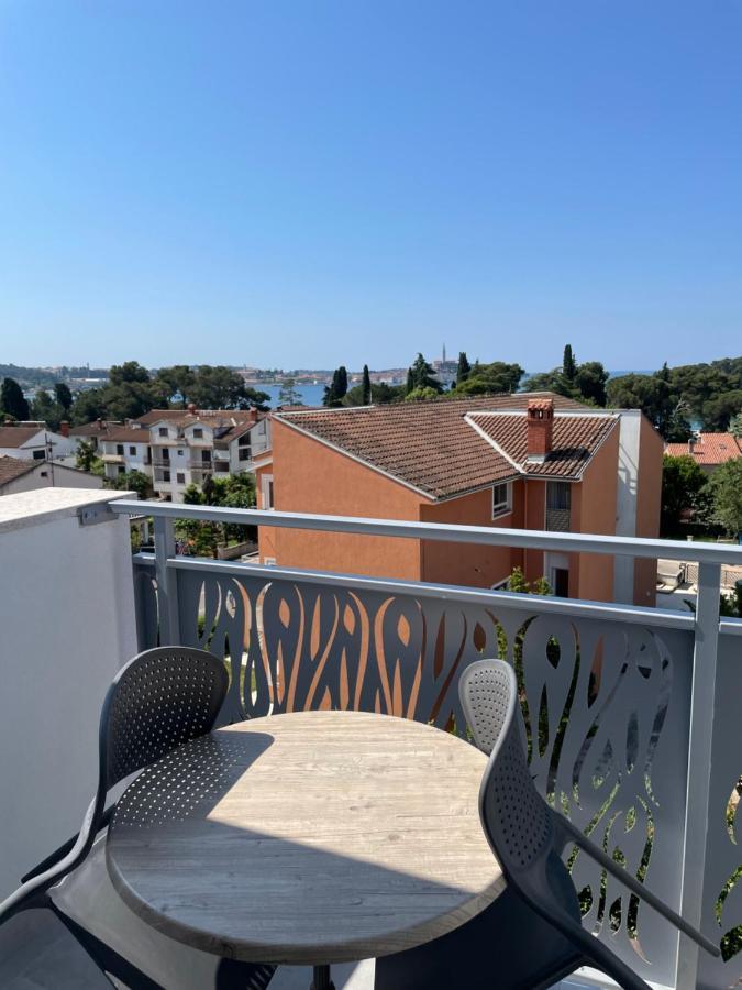 B&B Sea Joy 로비니 외부 사진