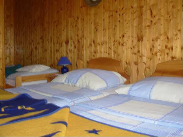 B&B Sea Joy 로비니 외부 사진